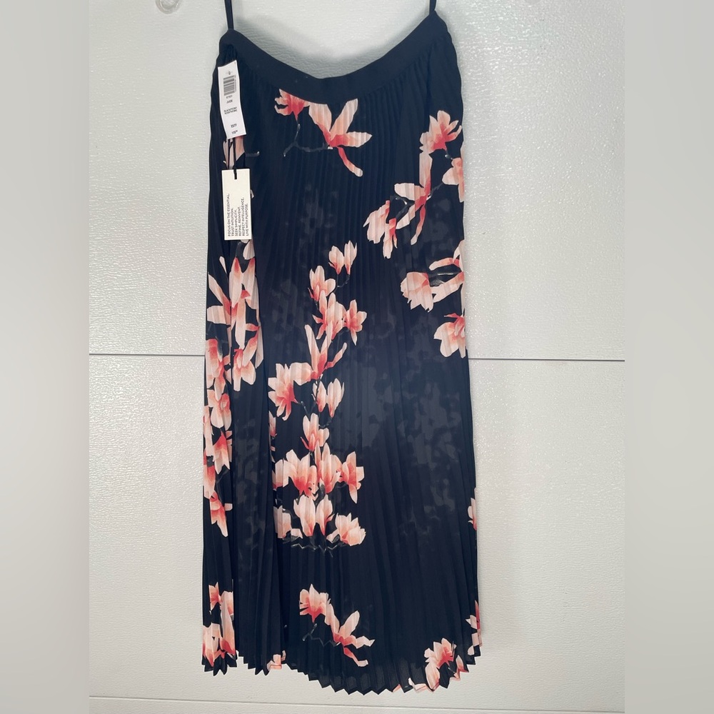 Babaton Black Peony Jude Skirt